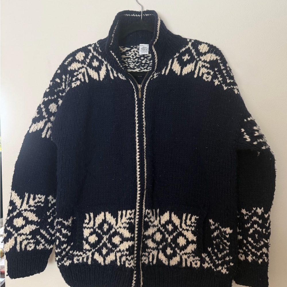 Coraza Crafts Full Zip Navy and Cream 100% Wool Cardigan
